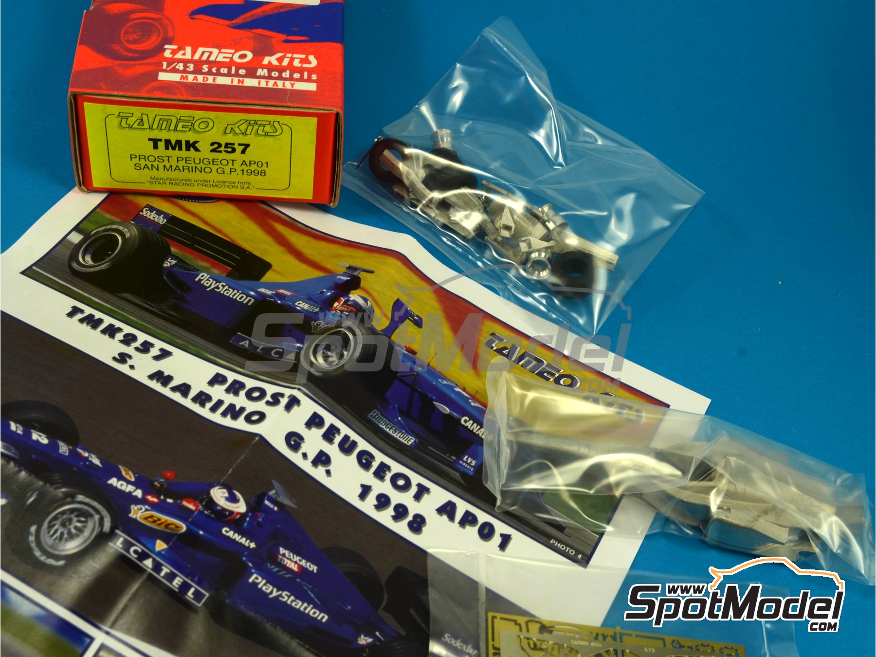 Tameo Kits TMK257: Car scale model kit 1/43 scale - Prost